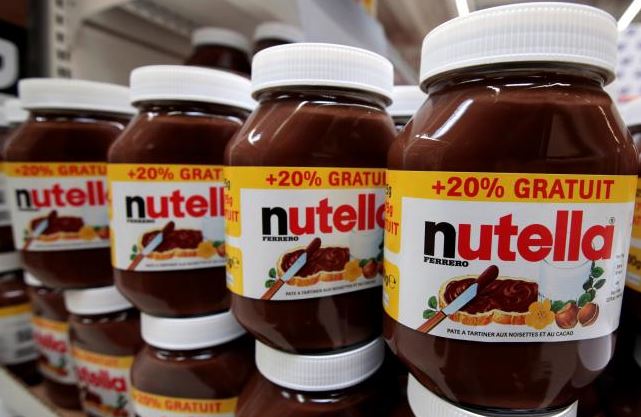 Nutella: Αμφιλεγόμενο το φοινικέλαιο σύμφωνα με τους ειδικούς – Όσο το δυνατόν λιγότερη κατανάλωση συστήνουν οι διατροφολόγοι